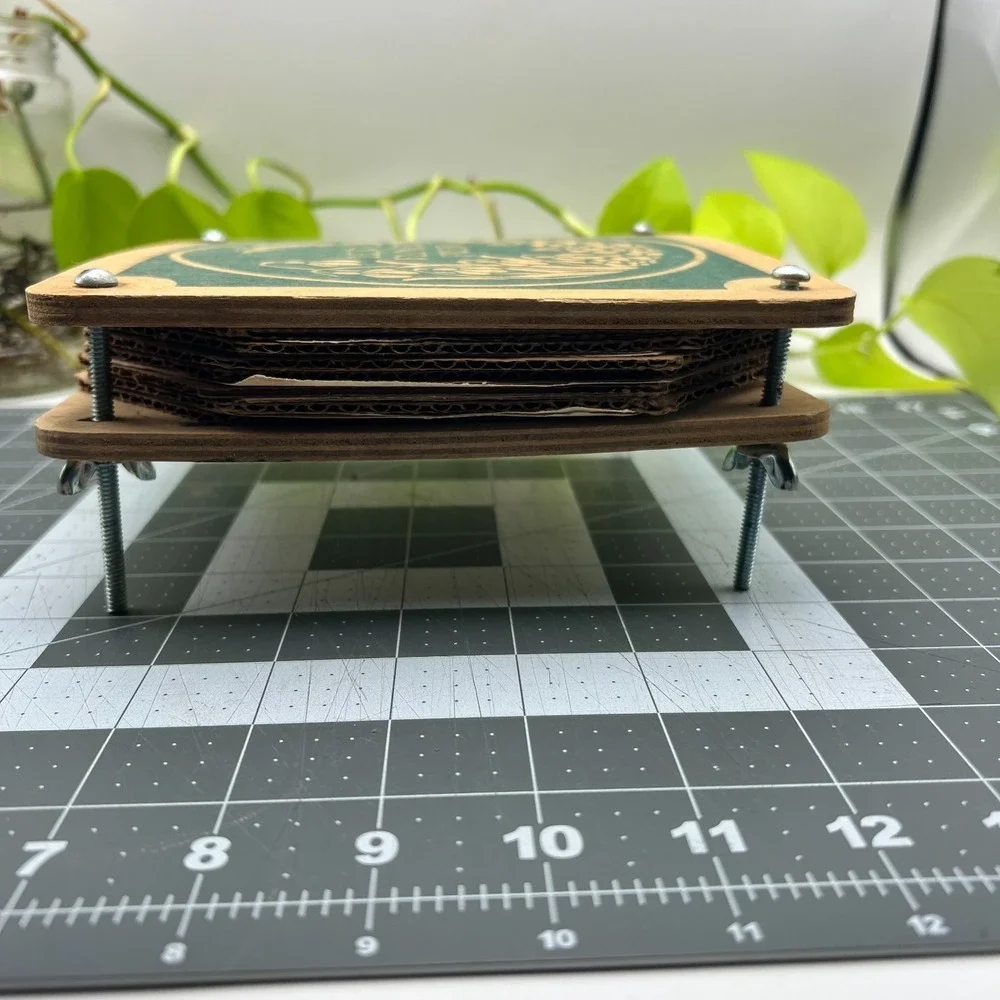 VTG Wooden Leaf & Flower Press Botanical Craft Press Cottagecore Decor